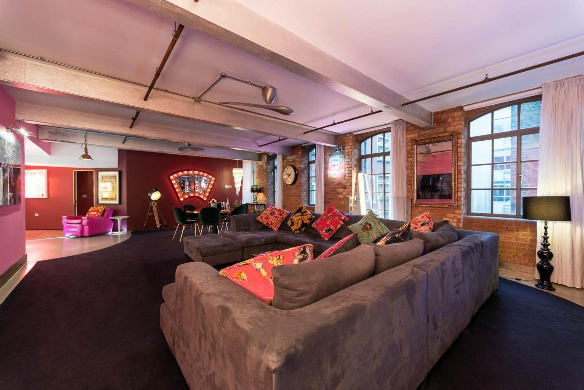 Amazingly Luxurious Loft Apartment, Soho - 3 Bedrooms, 2 Bath & Office Londres Extérieur photo