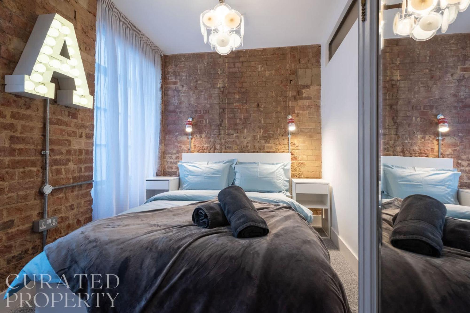 Amazingly Luxurious Loft Apartment, Soho - 3 Bedrooms, 2 Bath & Office Londres Extérieur photo