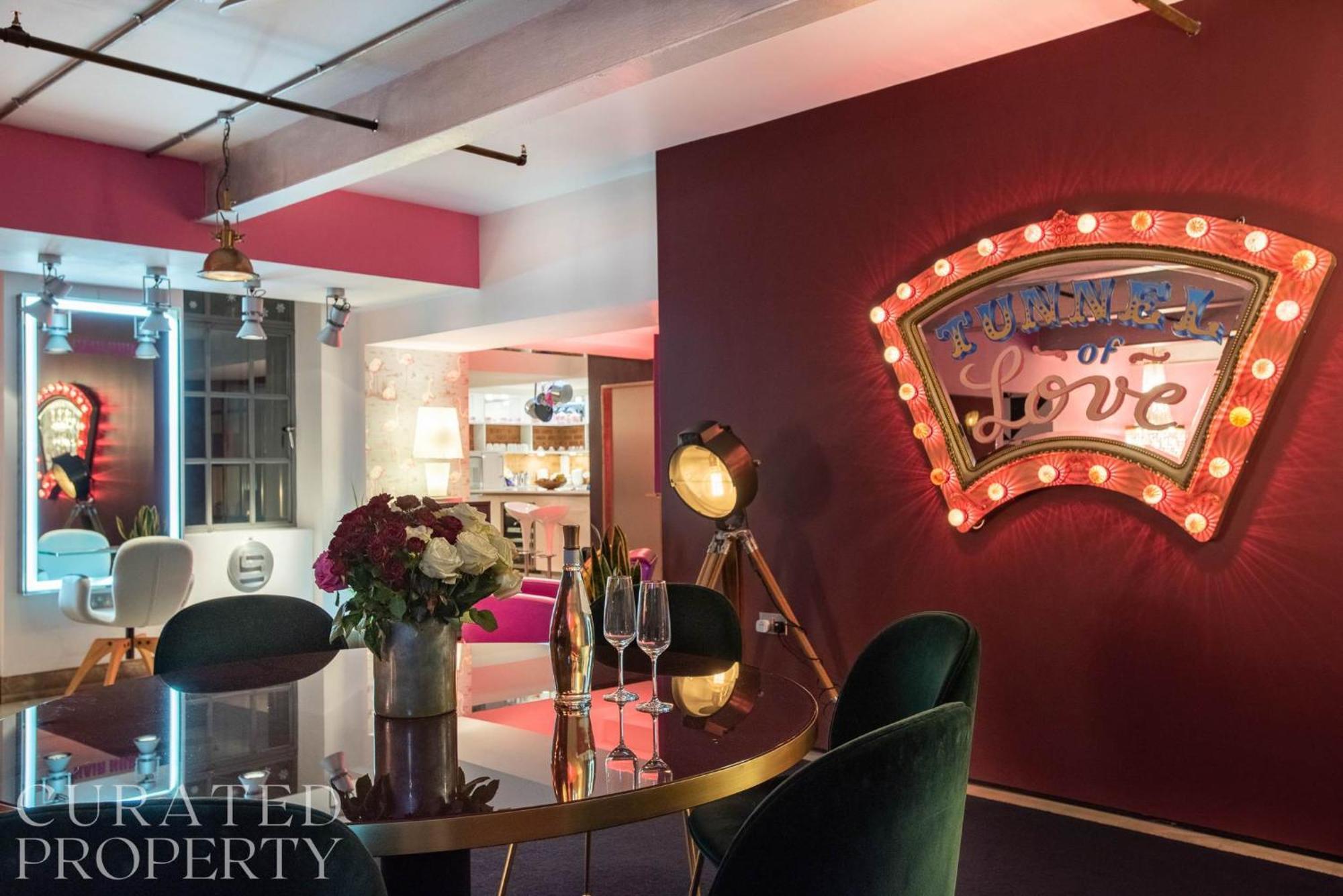 Amazingly Luxurious Loft Apartment, Soho - 3 Bedrooms, 2 Bath & Office Londres Extérieur photo