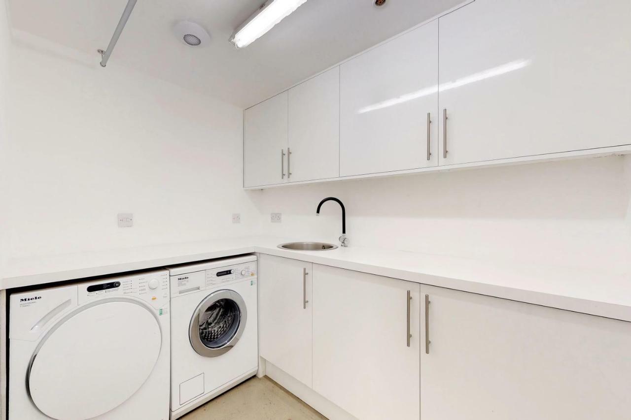 Amazingly Luxurious Loft Apartment, Soho - 3 Bedrooms, 2 Bath & Office Londres Extérieur photo